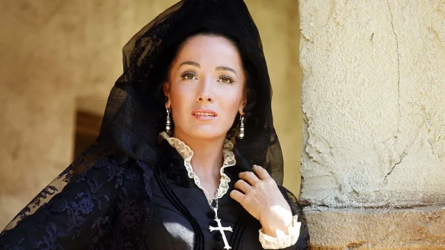 Linda Cristal